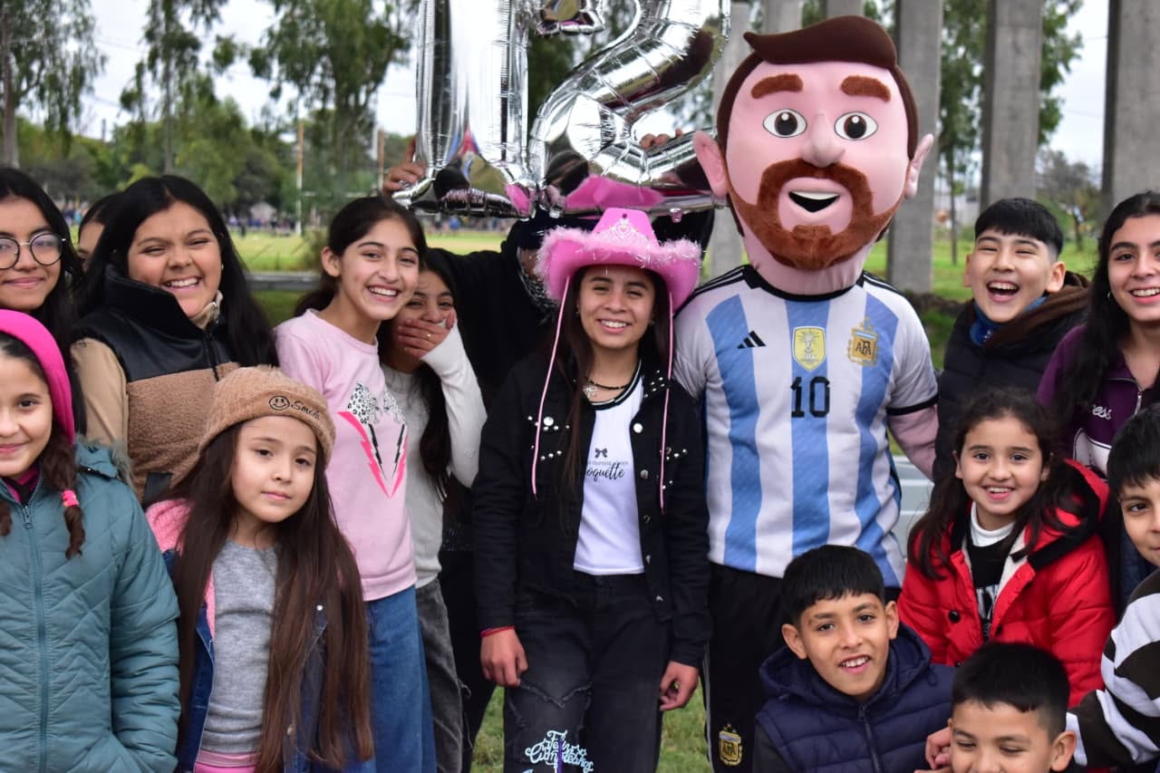¡Fernández vivió la pasión mundialista! ¡Fernández vivió la pasión mundialista!
