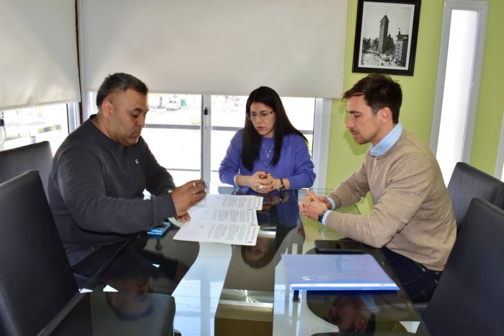 Los Romanos se suma al Centro Emisor de Licencias de Conducir de Fernández Los Romanos se suma al Centro Emisor de Licencias de Conducir de Fernández