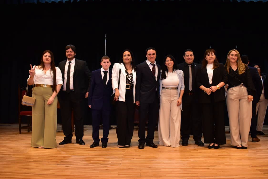 Fernández: asumieron los nueve concejales electos y quedó conformado el nuevo Concejo Deliberante Fernández: asumieron los nueve concejales electos y quedó conformado el nuevo Concejo Deliberante